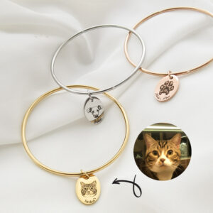 Pet lover gift bangle with charm